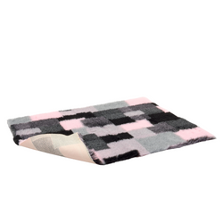 VetBed Original Non-Slip M – graue und rosa Quadrate
